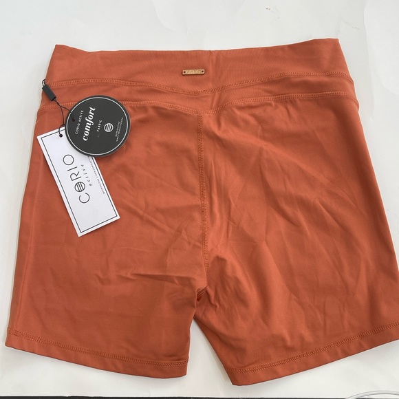Brand Mew Corio active biker shorts - Picture 2 of 3